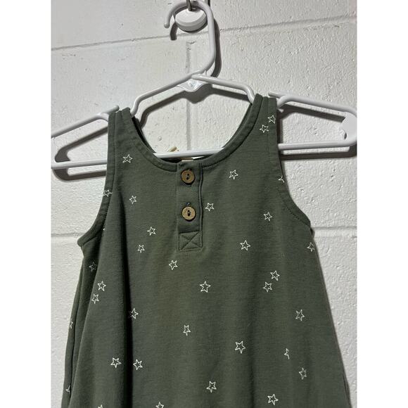 Quincy Mae Baby Star Print Romper - Picture 2 of 6